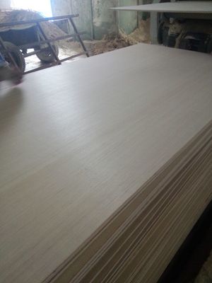 河南家具板生產廠家/臨沂揚帆木業(yè)圖片|河南家具板生產廠家/臨沂揚帆木業(yè)產品圖片由臨沂揚帆木業(yè)公司生產提供-